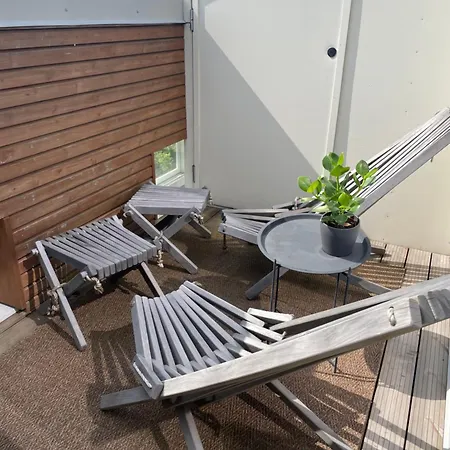 Heart Of Helsinki, New Loft,walk Everywhere, Balcony,two Beds, Tram To Railway 100m, Walk Railway 20 Mins * Helsinki