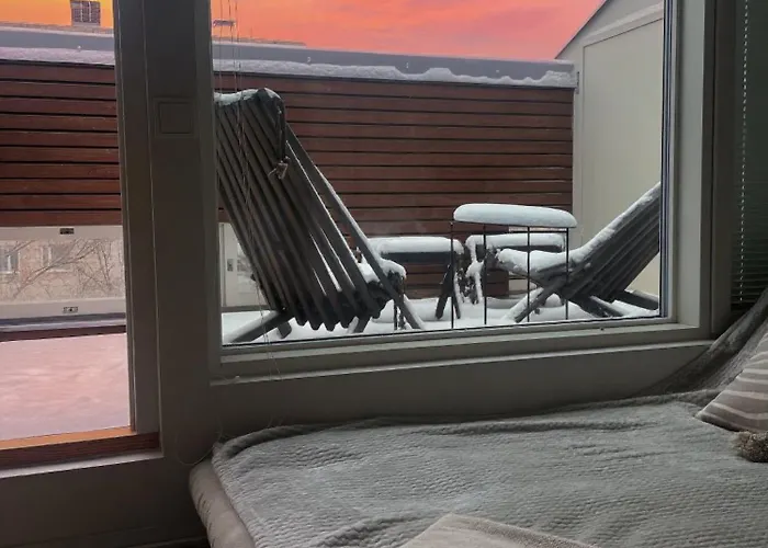 Heart Of Helsinki, New Loft,walk Everywhere, Balcony,two Beds, Tram To Railway 100m, Walk Railway 20 Mins דירה *